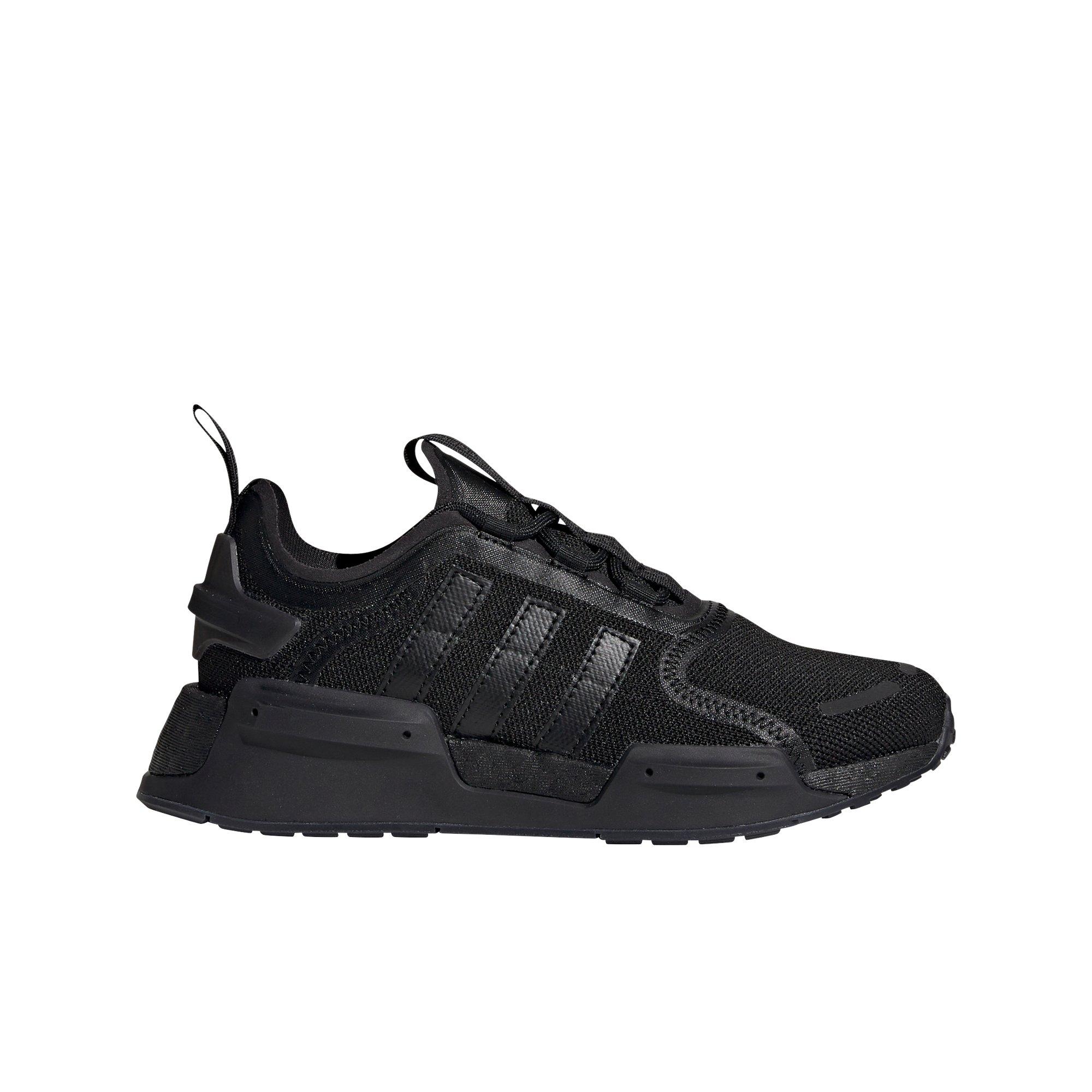 Black store nmds boys